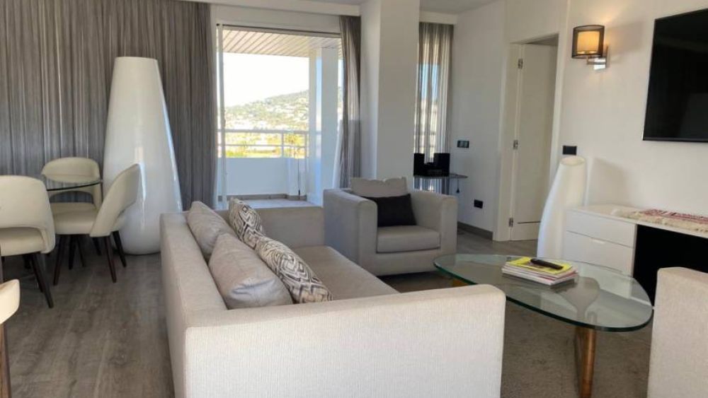 Apartment  with 1 room in Botafoch