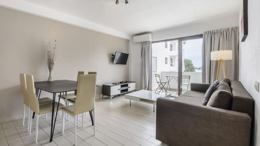 Apartment  with 2 rooms in Playa den bossa