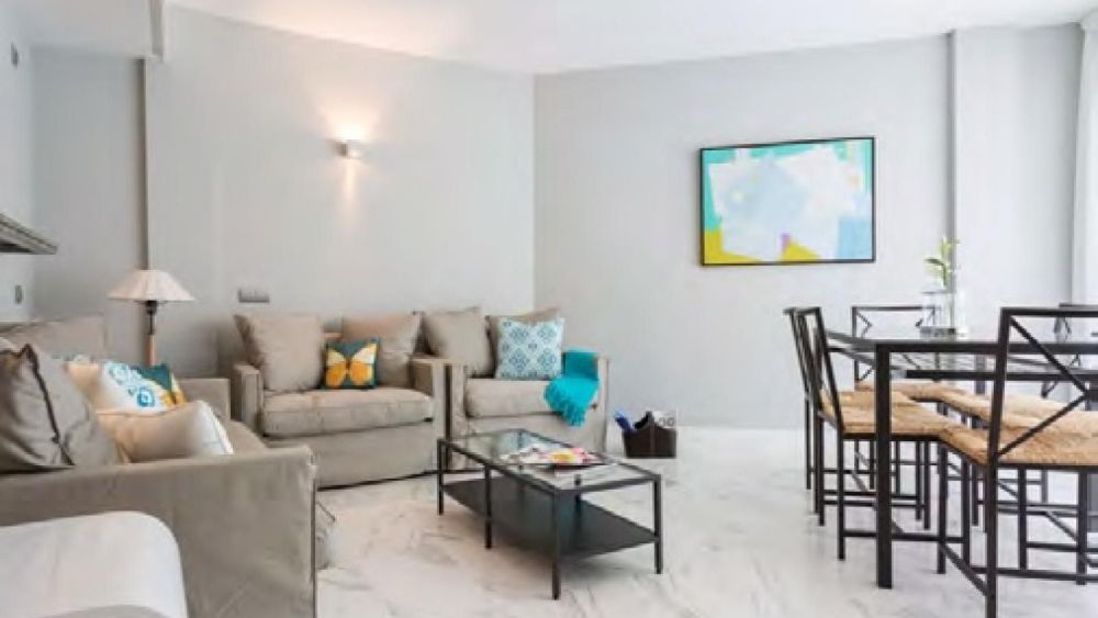 Penthouse with 3 rooms in Botafoch