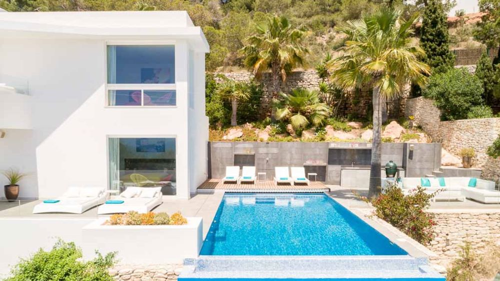 Villa with 5 rooms in Roca llisa