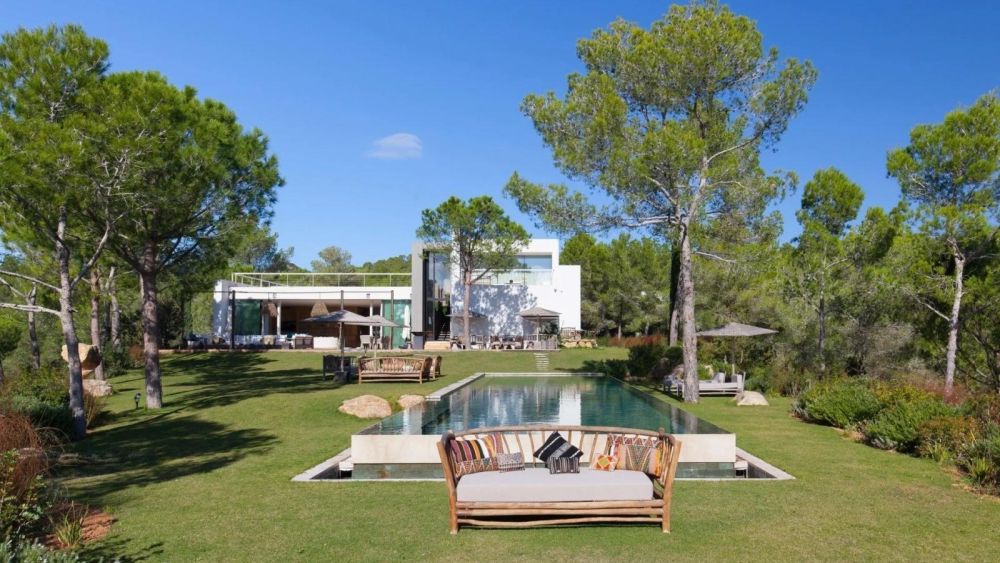 Villa with 8 rooms in Cala jondal