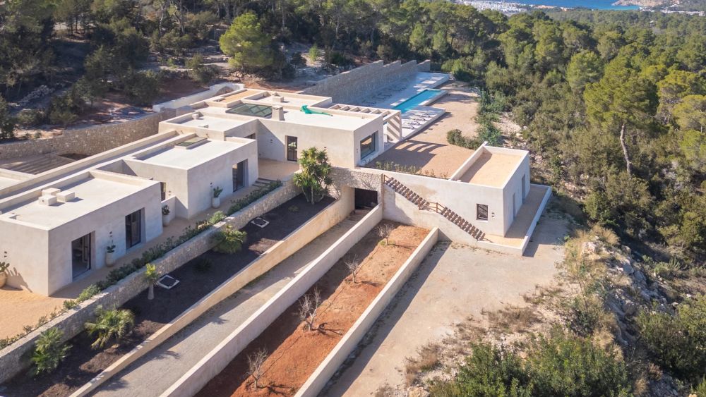 Villa with 6 rooms in Cala tarida