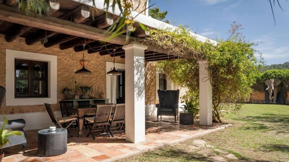 Villa with 6 rooms in Carretera San José