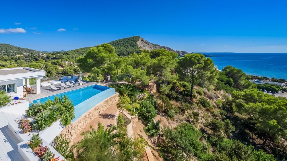 Villa with 4 rooms in Cala jondal