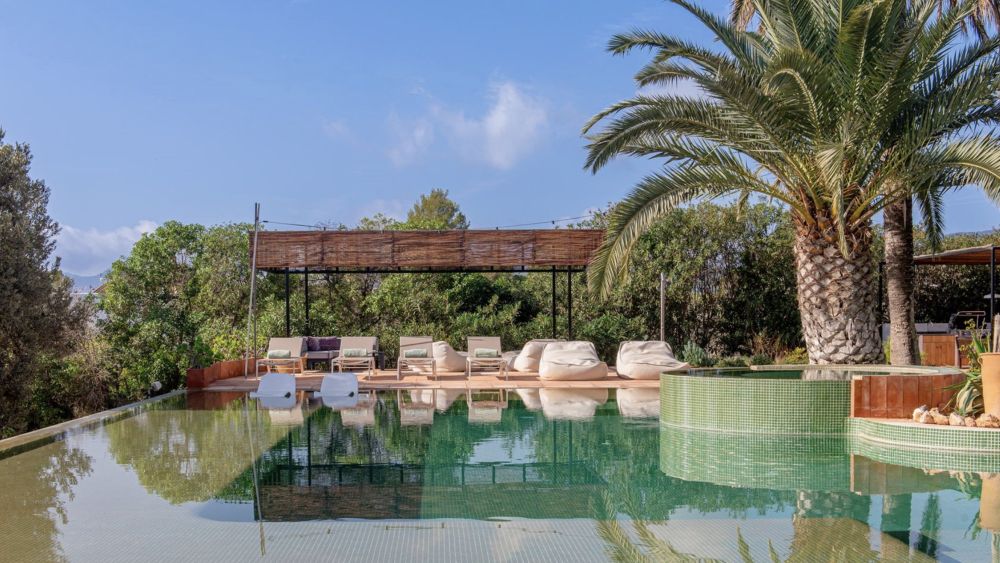 Villa with 6 rooms in Cala jondal